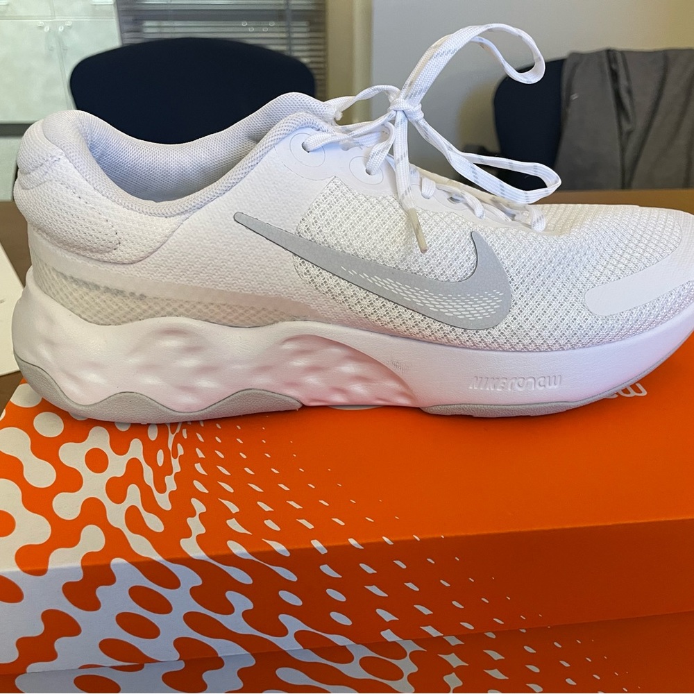 Brand new Nike renew ride 3